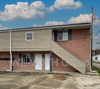 Building Photo - 135 W Hendricks St