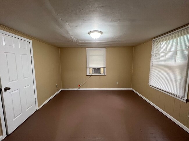 Building Photo - Home for Rent in Montgomery