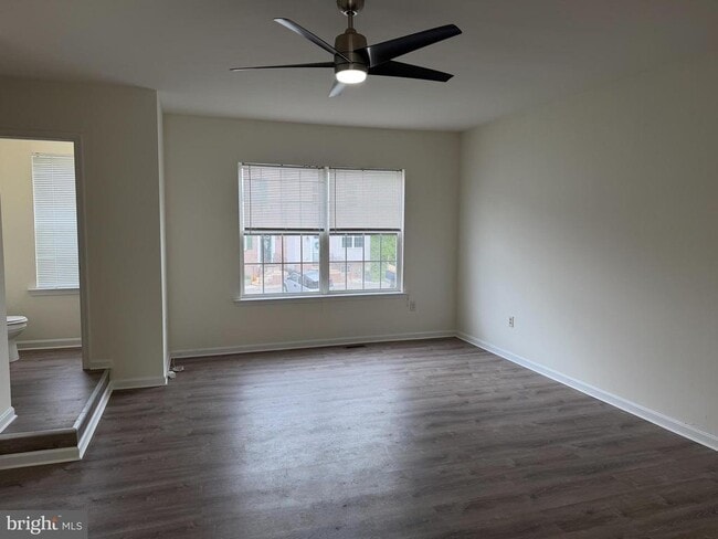 Building Photo - 99 E Highland Cir