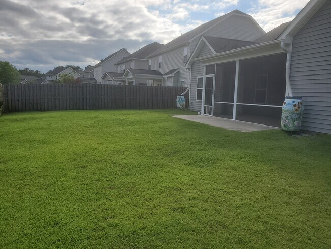 Building Photo - 148 Poplar Branch Way