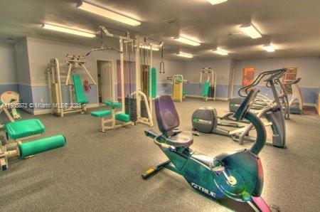 Building Photo - 5231 Geneva Ct