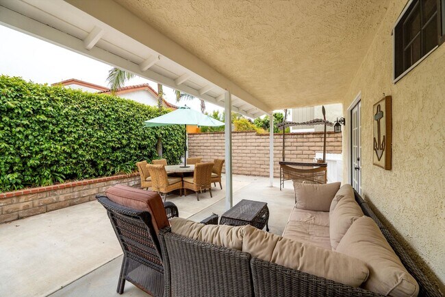 Building Photo - 4850A - Mandalay Shores/ Oxnard/ 5 bedroom...