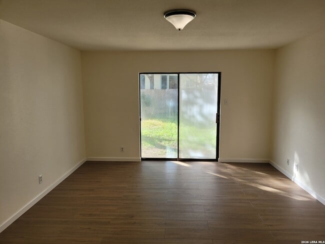 Building Photo - 11843 Burning Bnd St