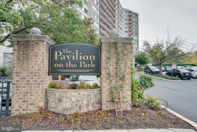 Primary Photo - 5340 Holmes Run Pkwy