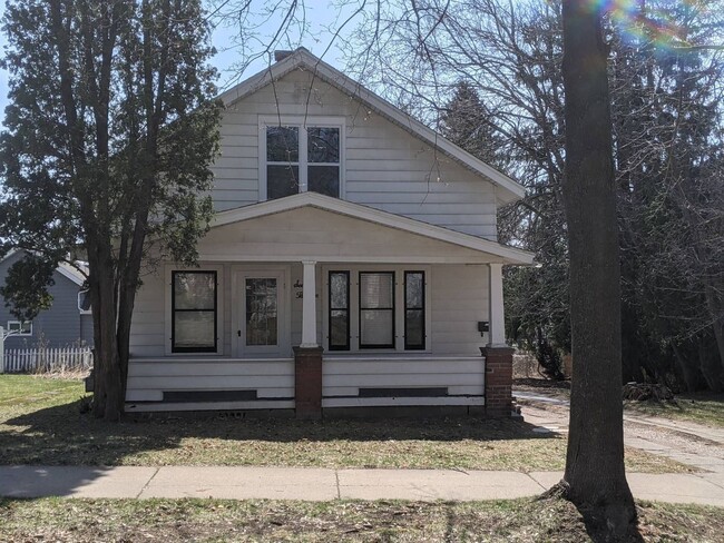 Building Photo - 3 Bed 1 Bath Single Family Home in Wausau