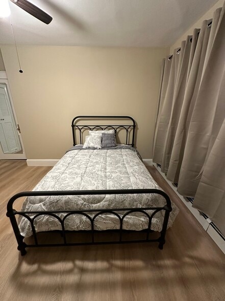 2D - 21 Radcliffe Ave