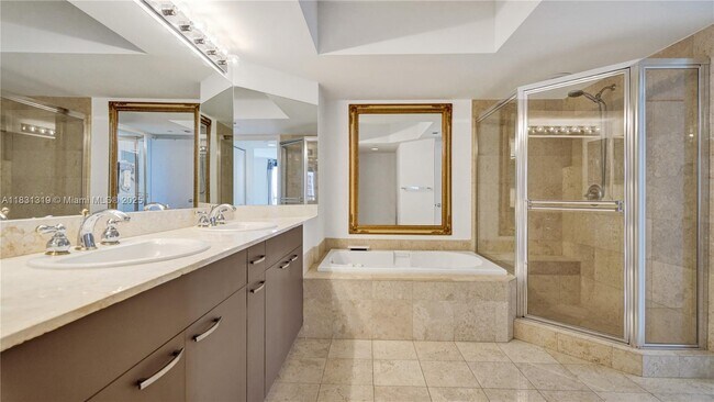 Building Photo - 21055 Yacht Club Dr
