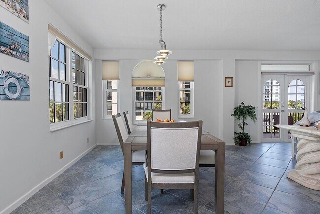 Building Photo - 3475 S Ocean Blvd