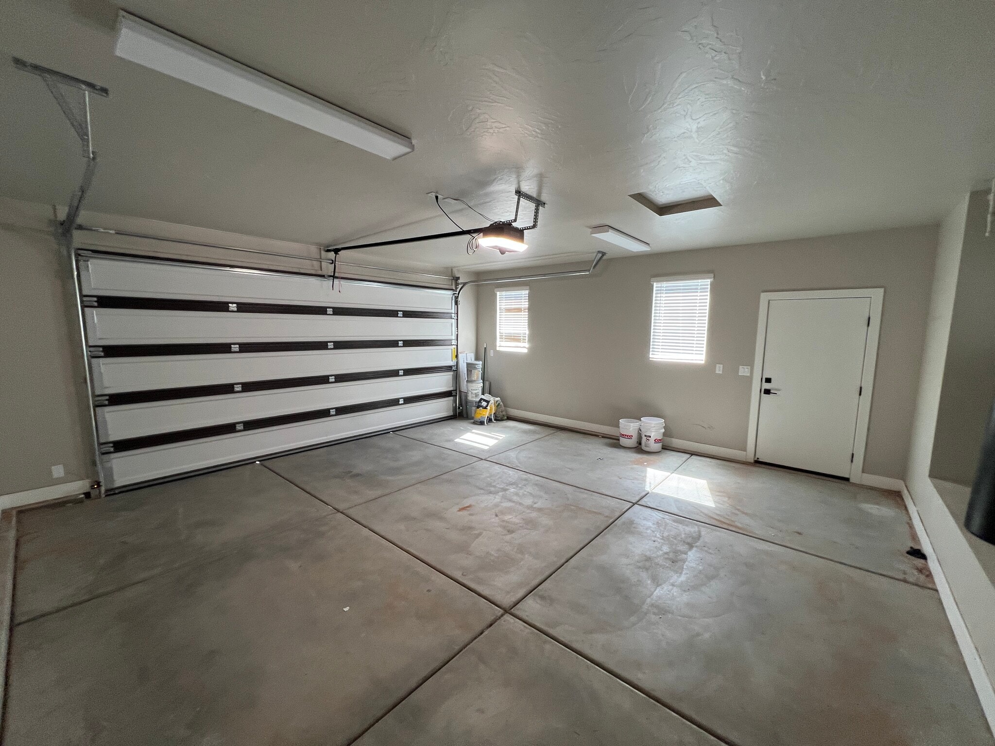 Building Photo - 2213 W 320 S
