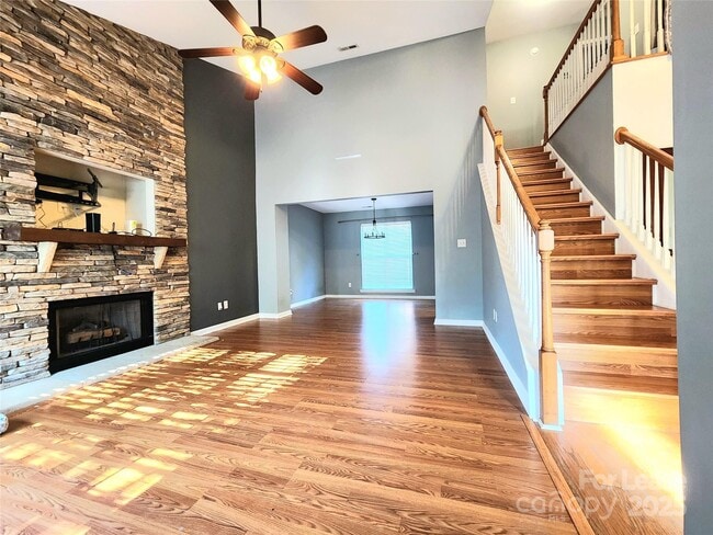 Building Photo - 3108 Leicester Dr