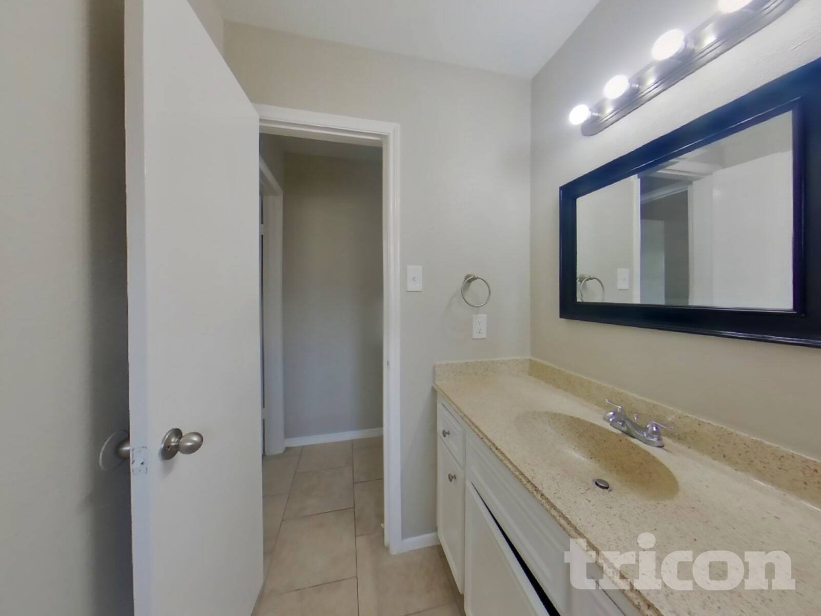 Building Photo - 5515 Fallengate Dr