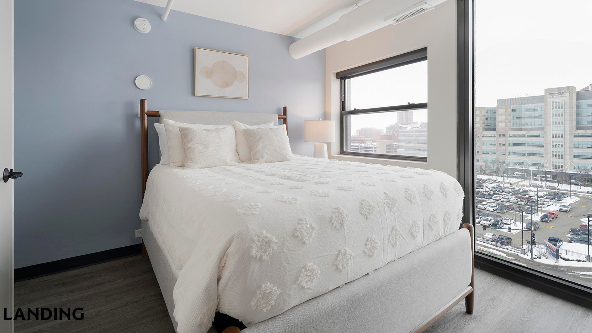 Building Photo - 1922 W Ogden Ave