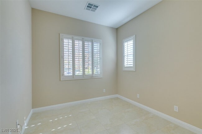 Building Photo - 1919 Foro Romano St