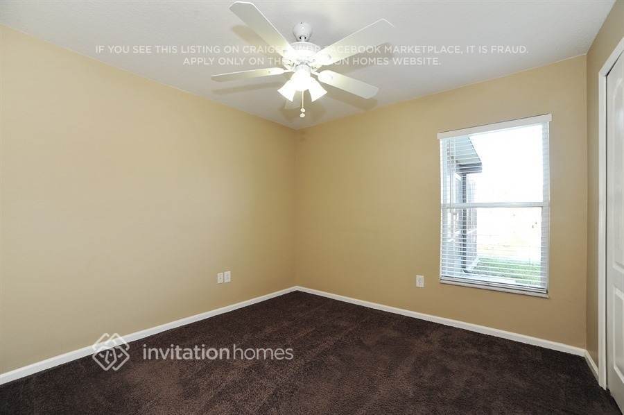 Building Photo - 25401 Lexington Oaks Blvd