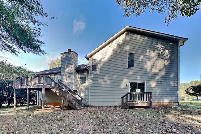 Building Photo - 2078 Arrowhead Trail