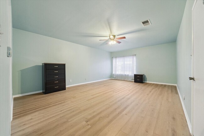 Building Photo - 7326 Regency Square Ct