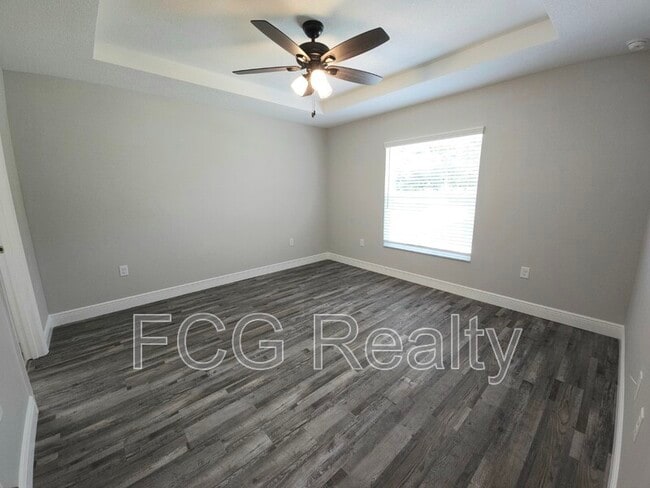 Building Photo - 7851 N Jamaica Dr