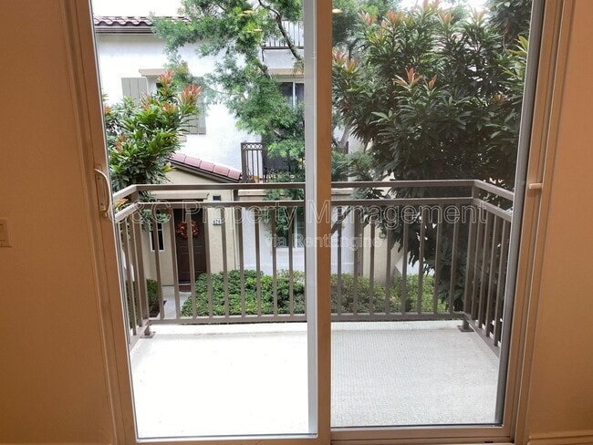 Building Photo - 6268 Cristal Ln