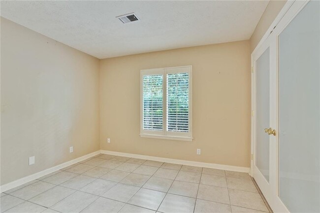 Building Photo - 2949 Torreya Way SE