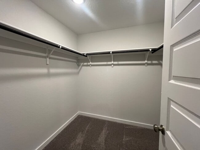 Building Photo - Spacious 3-Bedroom Home with Loft & Huge B...
