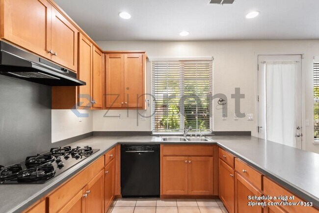 Building Photo - 1165 Hillery Way
