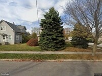 Building Photo - 502 W Oakland Ave