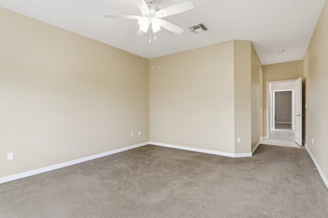 Building Photo - Comfortable single-story living! This inviting 3-bed, 2-bath home offering 1,756 sq ft with fully...