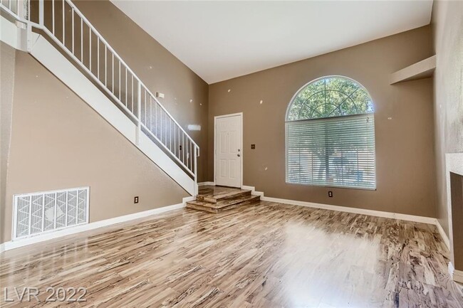 Building Photo - 8417 Sewards Bluff Ave