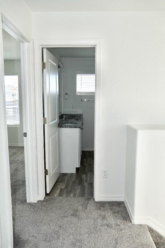 Building Photo - 706 Grissom Dr.