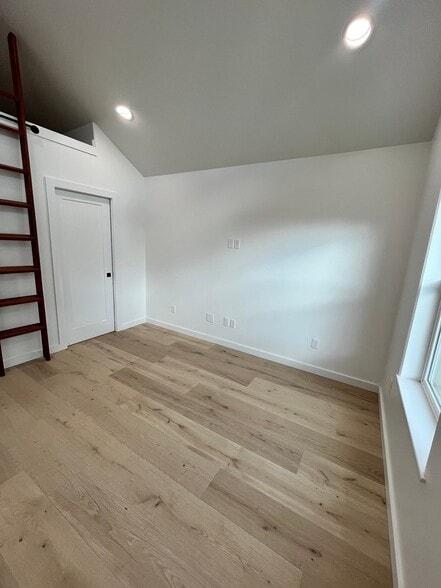 Building Photo - 1144 Helena St