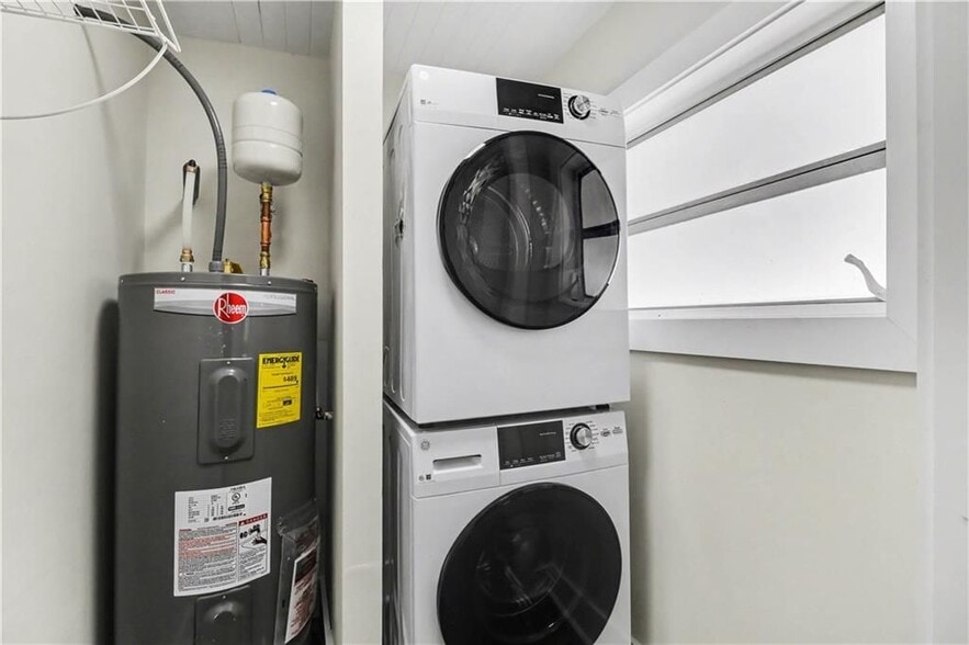 Building Photo - 257 Stegall Dr