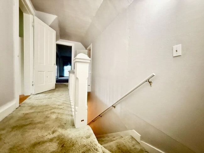 Building Photo - 1402 O Ave