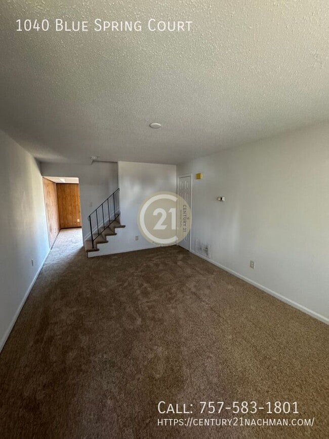 Building Photo - 1040 Blue Spring Ct