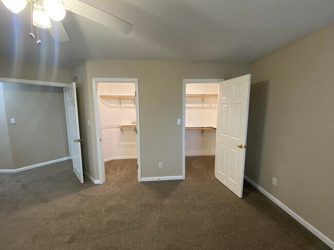 Building Photo - 5389 E Trikalla Dr