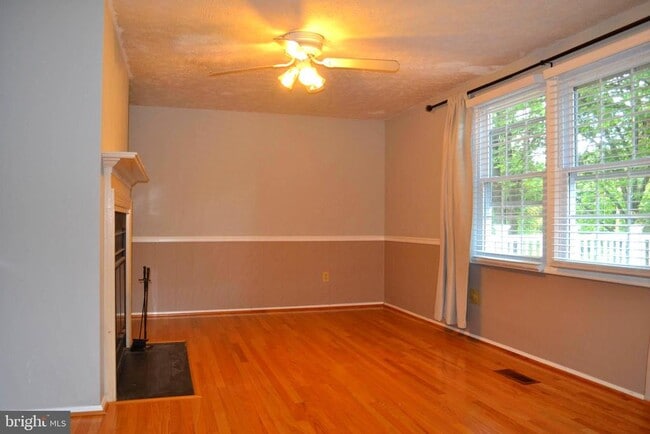 Building Photo - 16570 Sioux Ln