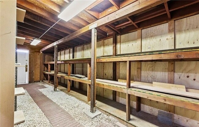 Building Photo - 126 Capistrano Ave