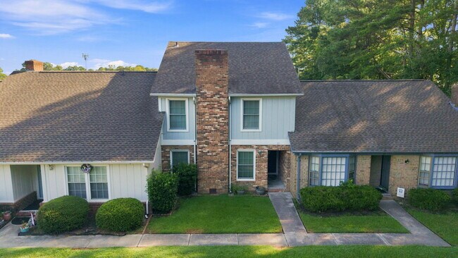 Building Photo - 126 Oakmont Dr