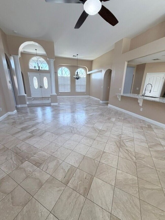 Building Photo - 5009 Glacier Canyon Ct