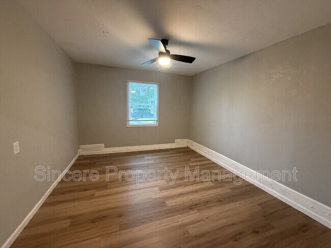 Building Photo - 5117 NW 47th St