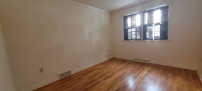 Building Photo - 4 bedroom 1.5 Bathroom home in Leola