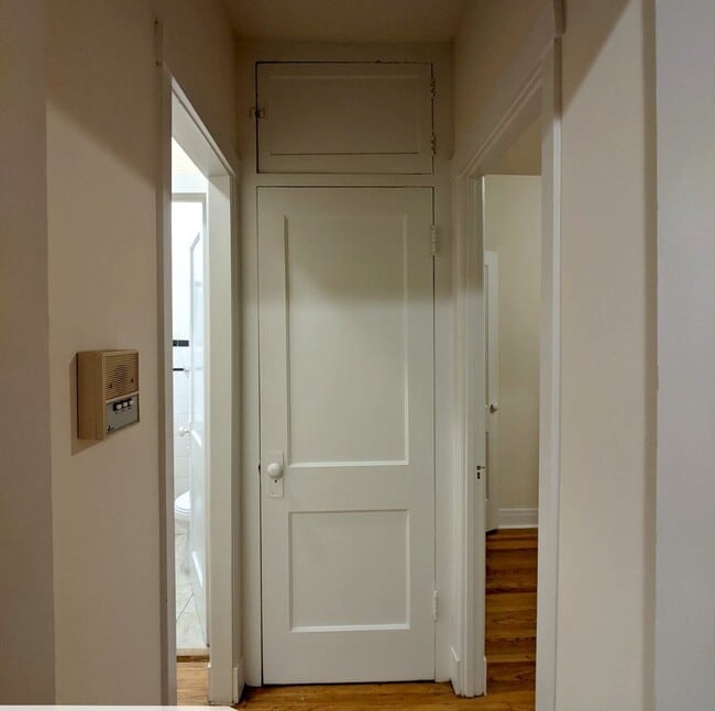 Building Photo - 2649 N Spaulding Ave