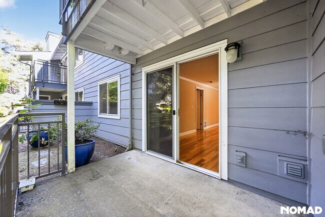 Building Photo - 12636 100th Ln NE