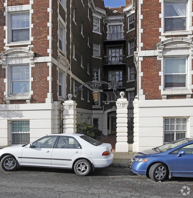 Building Photo - Imperial Arms