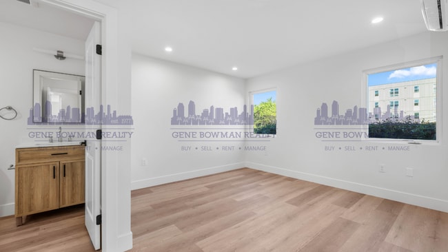 Building Photo - 6742 Waterman Ct