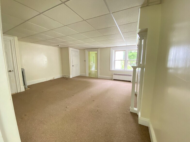 Building Photo - 147 Union St