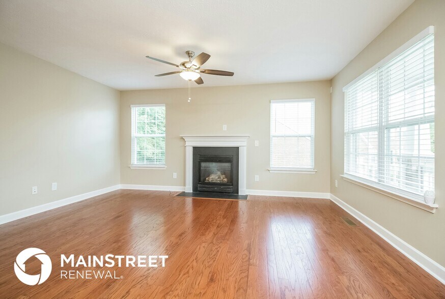 Building Photo - 681 Smoky Mountains Dr