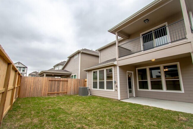Building Photo - 3413 Knighton Hill Dr