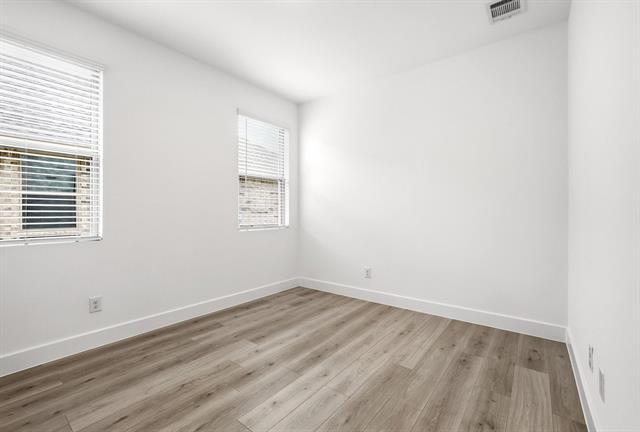 Building Photo - 619 Sagebrush Trl