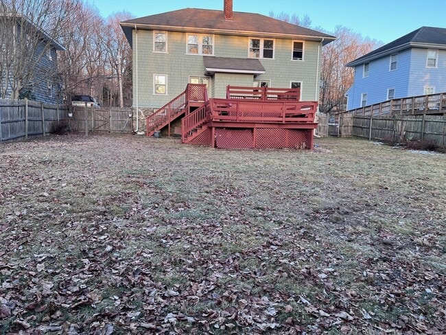 Building Photo - 10-12-12 Spring St