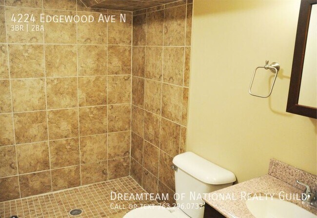 Building Photo - 4224 Edgewood Ave N